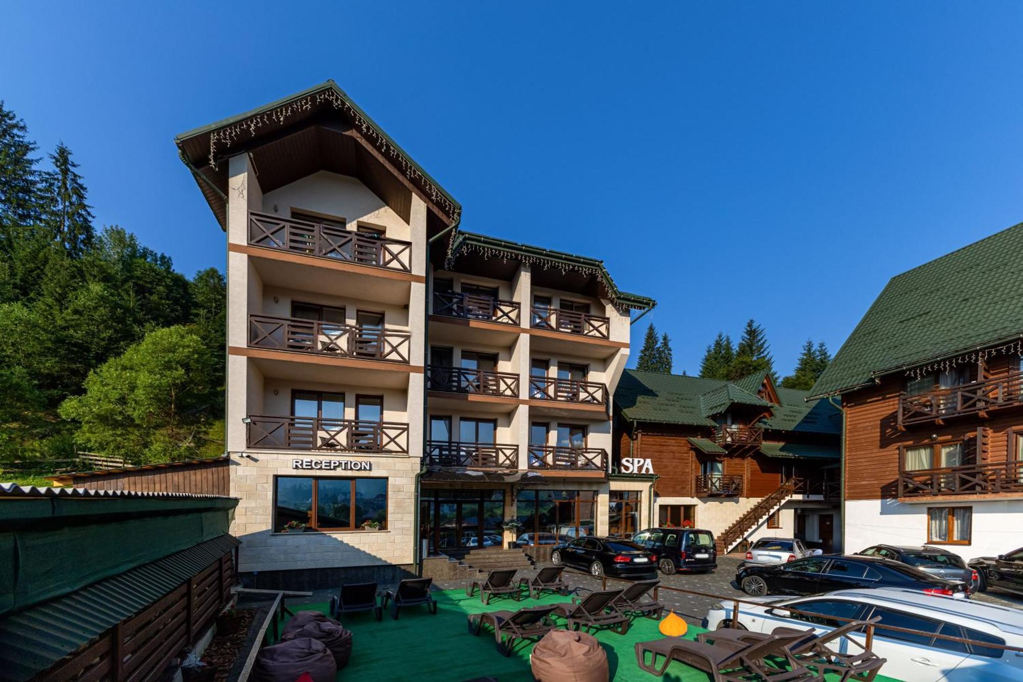 Hotel La Кrechunu Bukovel Exterior foto