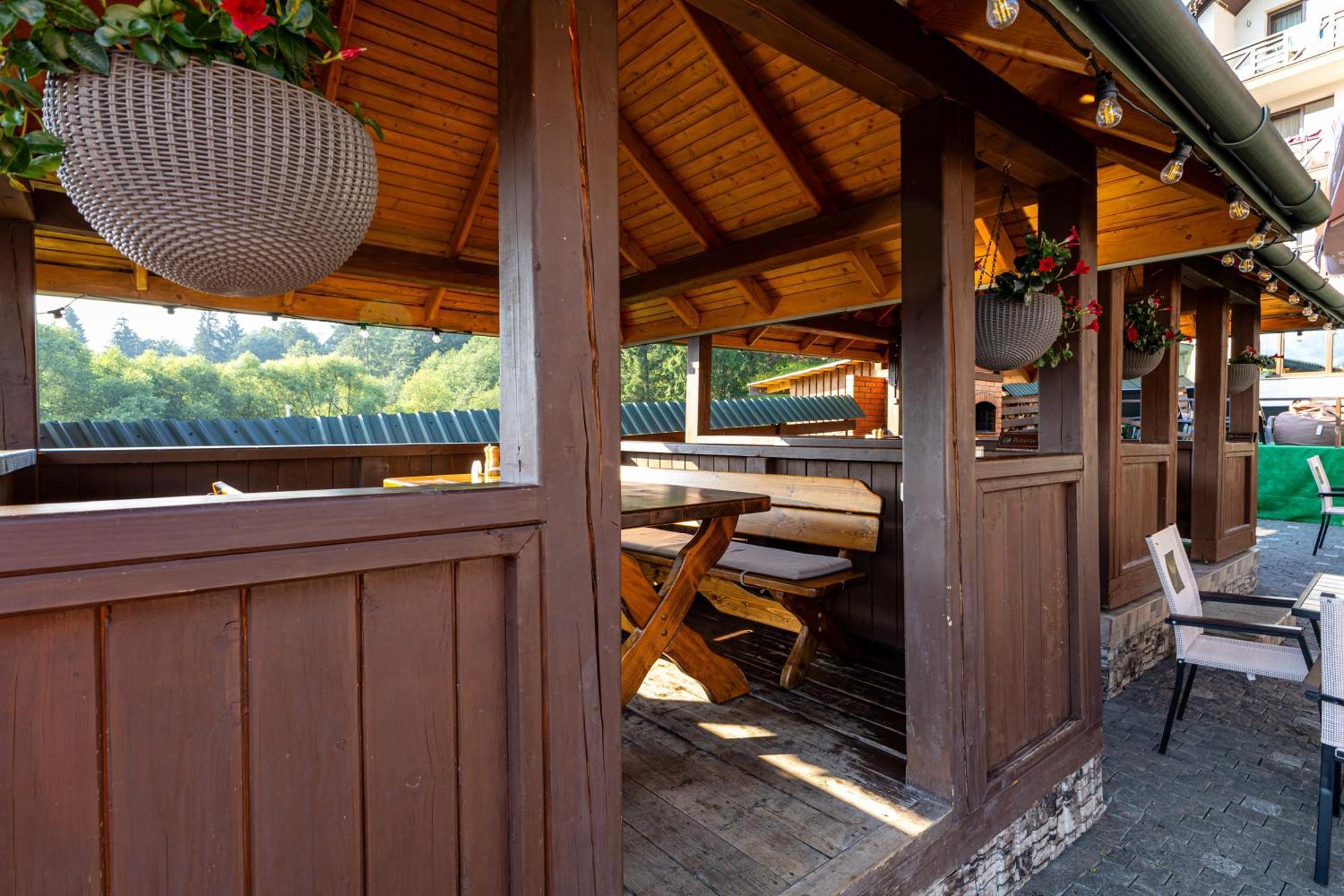 Hotel La Кrechunu Bukovel Exterior foto
